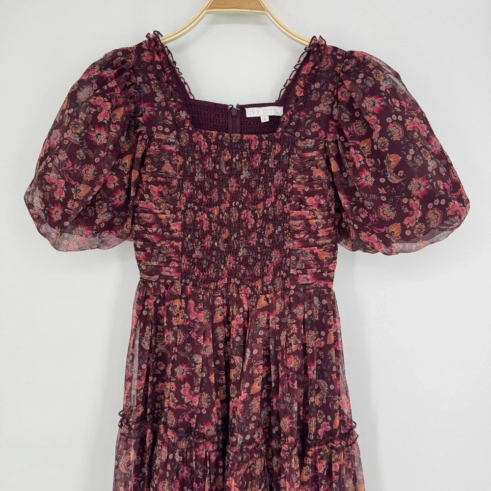 Ivy City Co Stephanie Dress Small Burgundy Floral Smocked Cottagecore Romantic - Picture 5 of 12